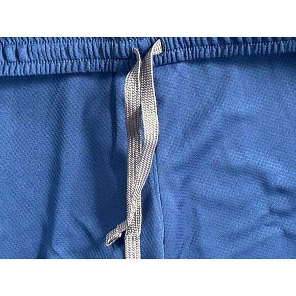 Amazon Essentials Men's Performance Tech Loose-Fit Shorts Medium of 2 Large - Picture 4 of 10